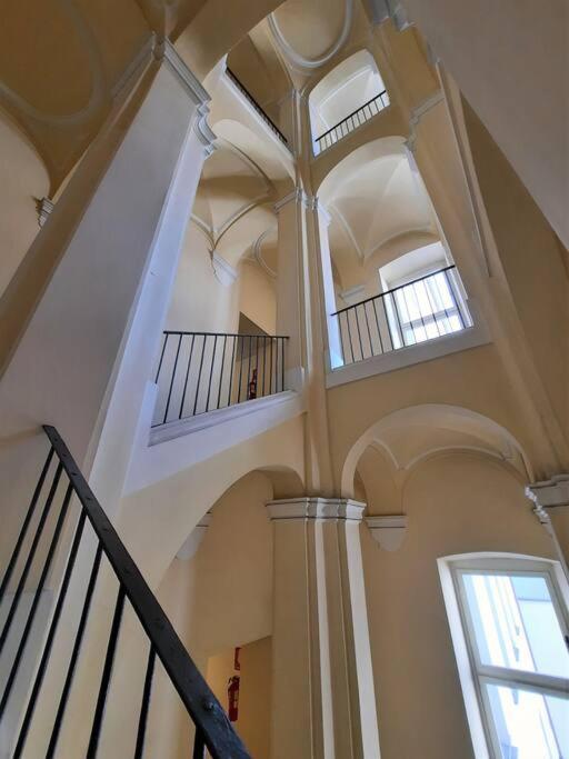 Loft Luxury - Piazza Castello Porta Susa Турин Экстерьер фото