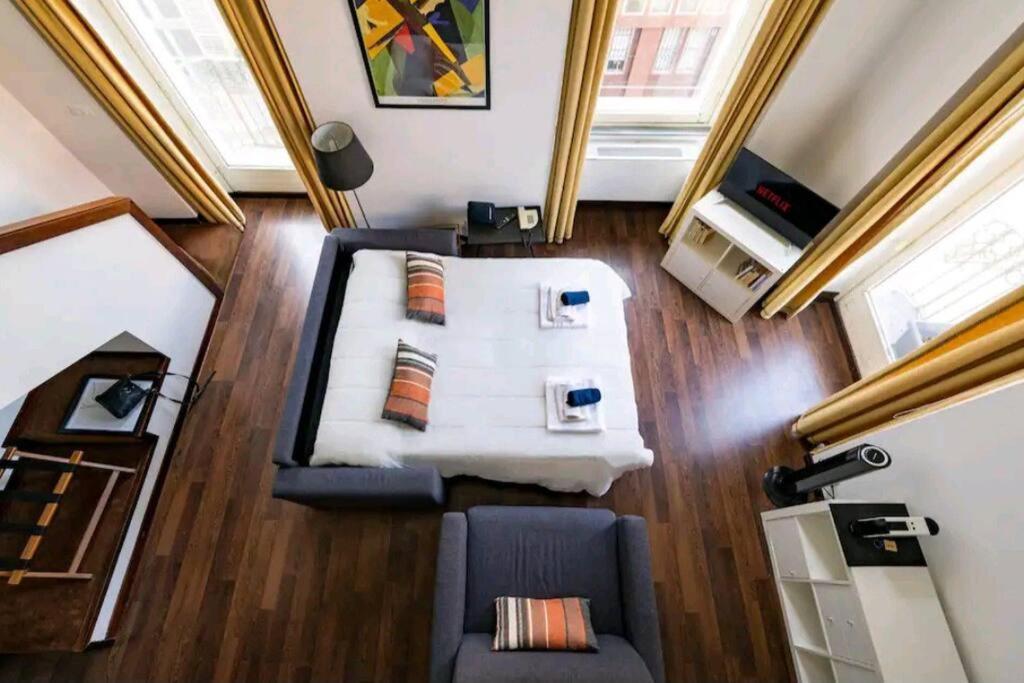 Loft Luxury - Piazza Castello Porta Susa Турин Экстерьер фото